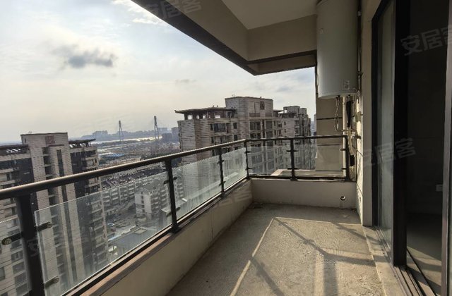 高速滨江首府3室2厅128㎡81.8万二手房图片