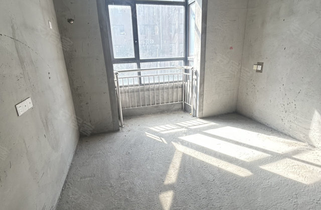 和谐北大花园二期西区3室2厅131㎡54万二手房图片