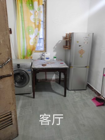 西园路533号小区2室1厅1卫62.3㎡南北106万