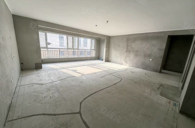 建大壹号3室2厅156㎡83万二手房图片