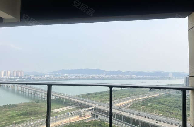 世茂滨江壹号3室2厅107㎡81万二手房图片
