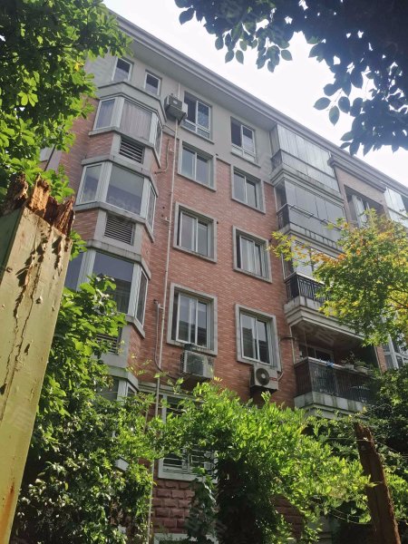 阳光地带花园,紫荆花路311号