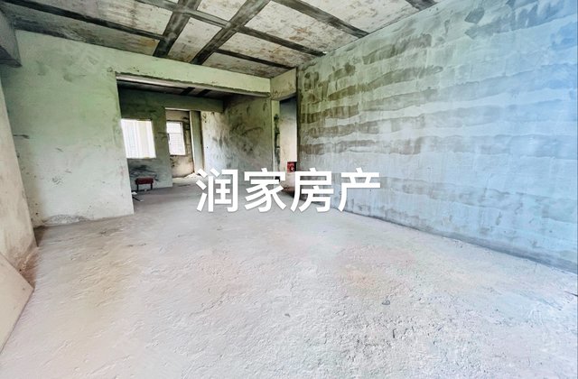 碧水园4室2厅123㎡40.8万二手房图片