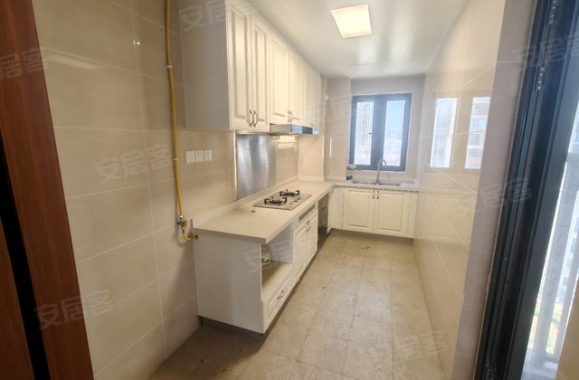 恒大珺睿府3室2厅128㎡67万二手房图片