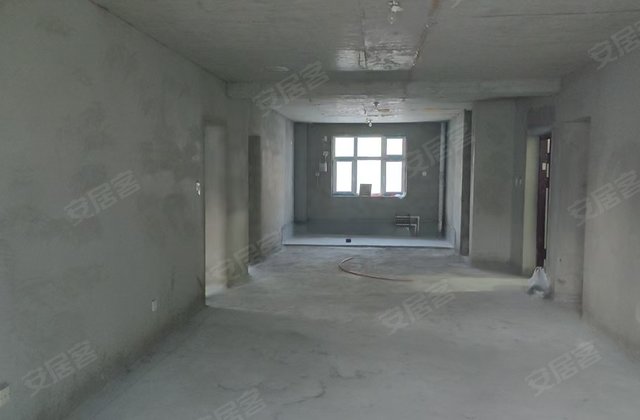 汇源公园畔3室2厅137㎡49万二手房图片