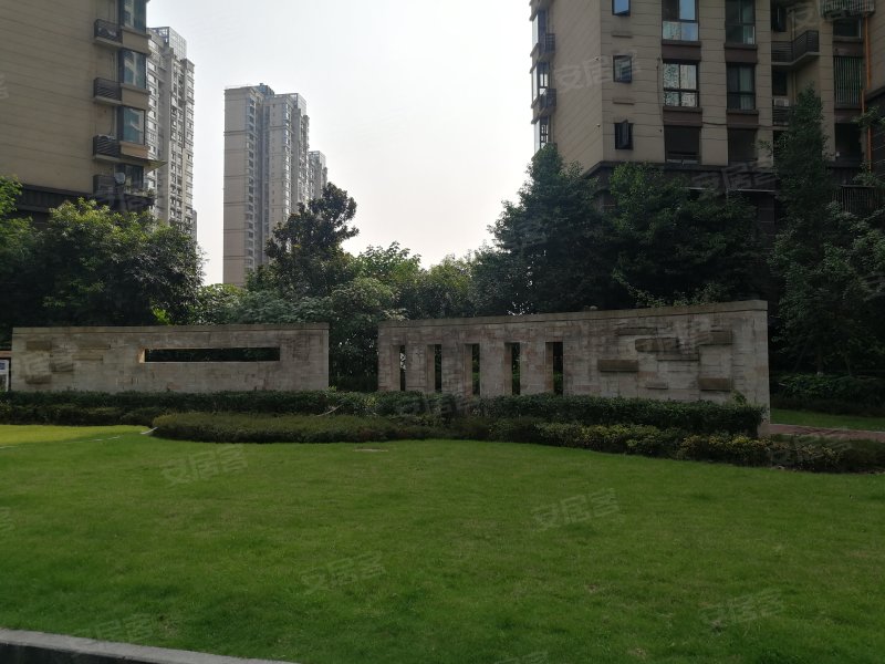 鲁能山水原著溢香谷