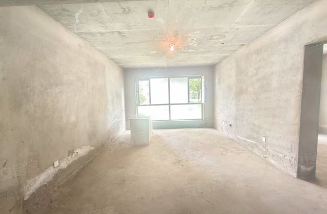 美联国际3室2厅121㎡35万二手房图片