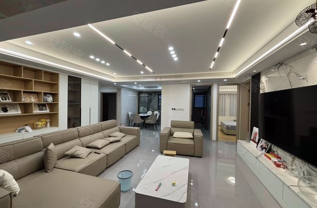 铂悦时代3室2厅133㎡179万二手房图片