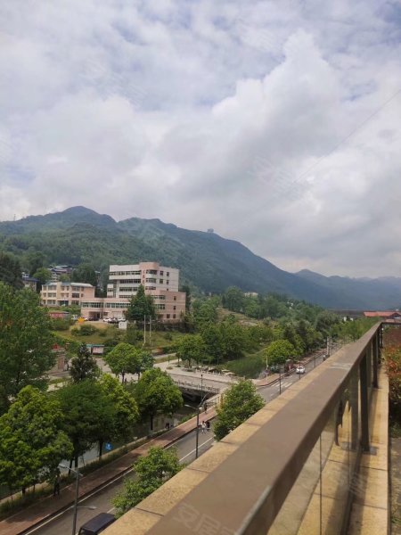 紫藤庄园,明湖路-六盘水紫藤庄园二手房,租房,房价-六盘水安居客
