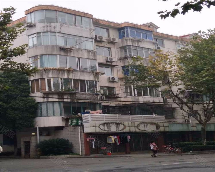 商城路1317弄小区 