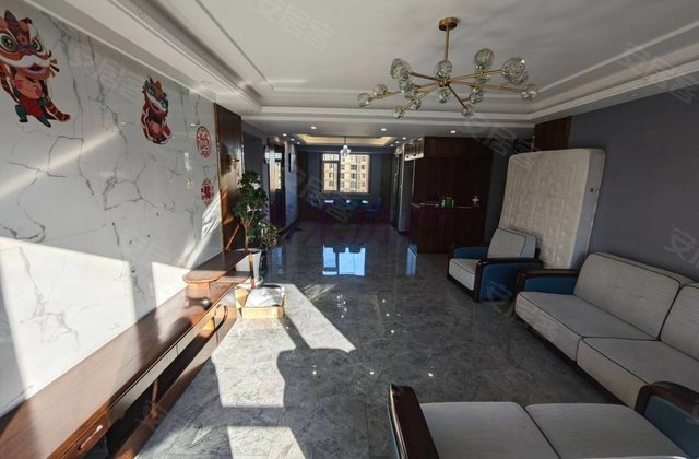 富力花园4室2厅178㎡98万二手房图片