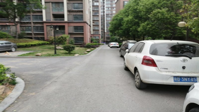 天都星城莱茵湖