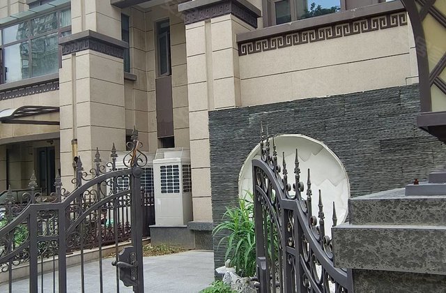 恒大悦龙台5室3厅237㎡358万二手房图片