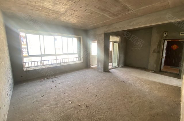 瑞丰公馆4室2厅134㎡93.8万二手房图片
