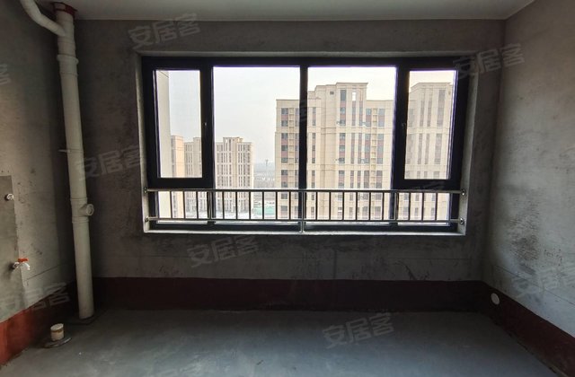 8分玖易房产品质小区安全性高环境优美张店体育中心张周路新湖花园