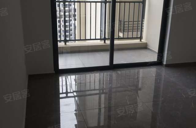 世纪广场4室2厅125㎡63万二手房图片