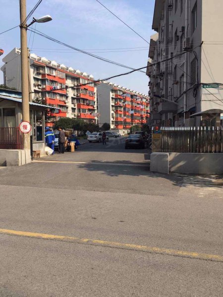 塔城路666弄小区 