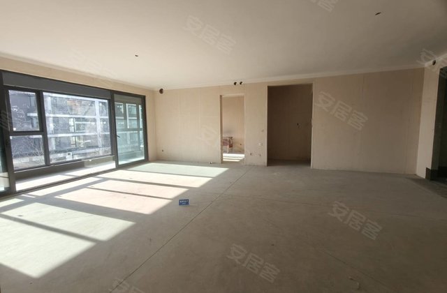 新城湖畔天境4室2厅185㎡166.8万二手房图片