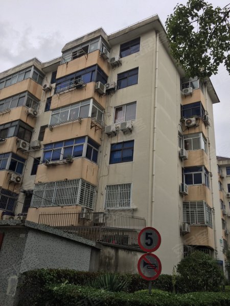 谈中路158弄小区 