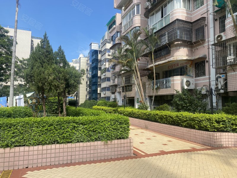 富山花园紫荆苑