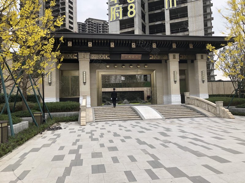 蓝光公园华府