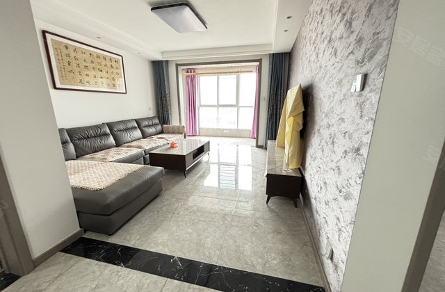 龙记国际街区2室2厅98㎡53.5万二手房图片