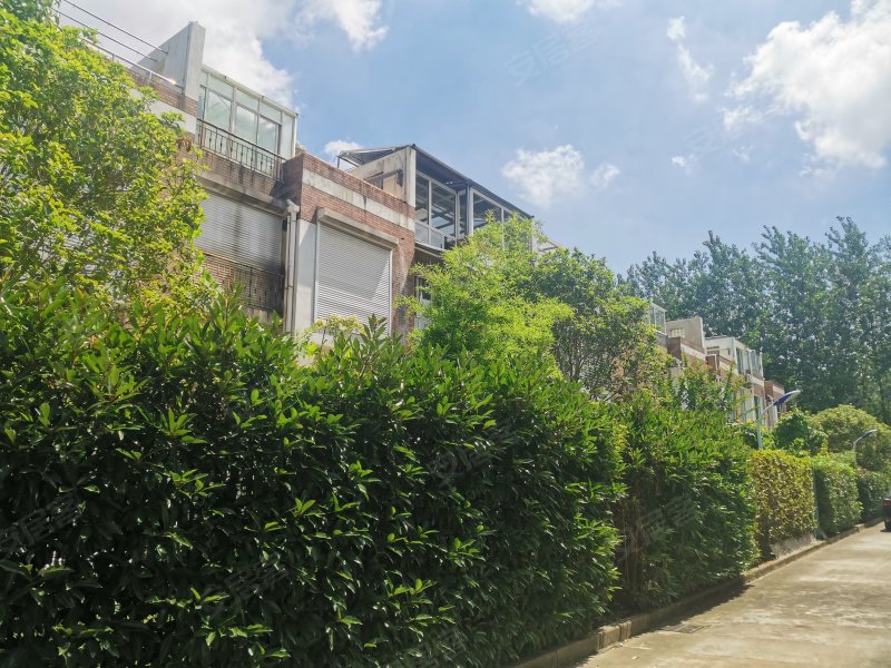 巨峰家苑(别墅) 