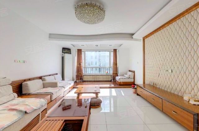 金领世家北区3室2厅144.42㎡388万二手房图片