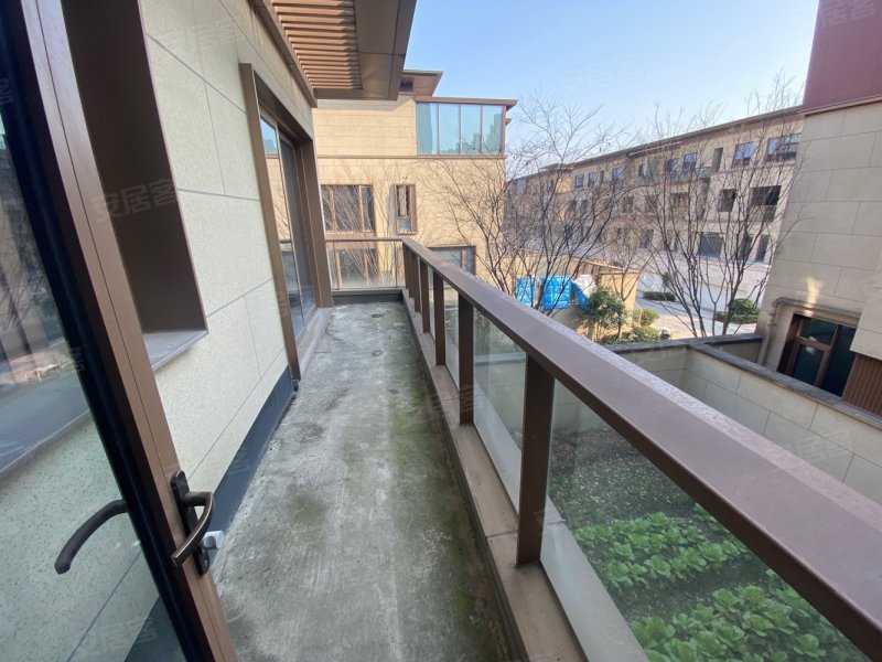 元垄大合院东边套户型方正大花园地下室非常大价可谈