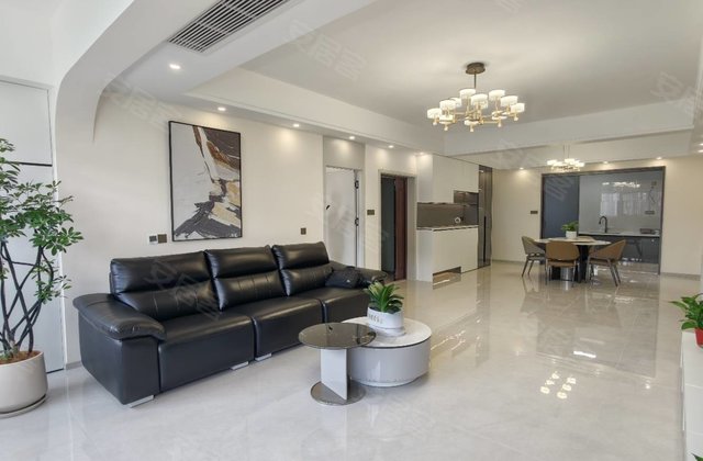 楚天城3室2厅135㎡62万二手房图片