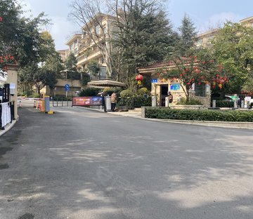 (必看好房)雅居乐香草山 独栋别墅 南北向 带大花园 可商量
