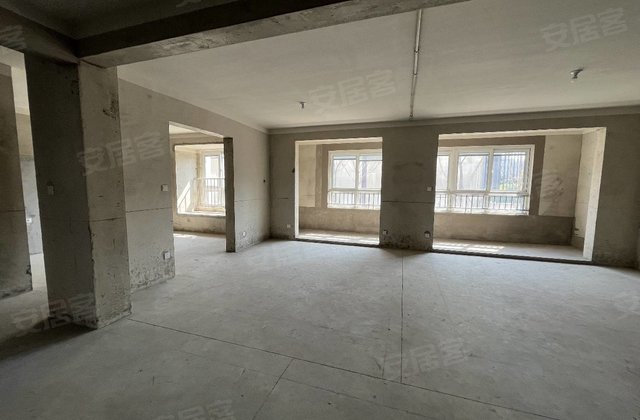 金峰睿园3室2厅127㎡185.8万二手房图片