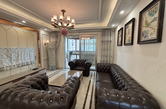 凯旋尊邸3室2厅137㎡66.8万二手房图片