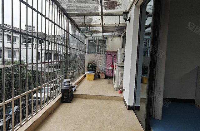 桃花山庄(别墅)3室2厅107.3㎡85万二手房图片