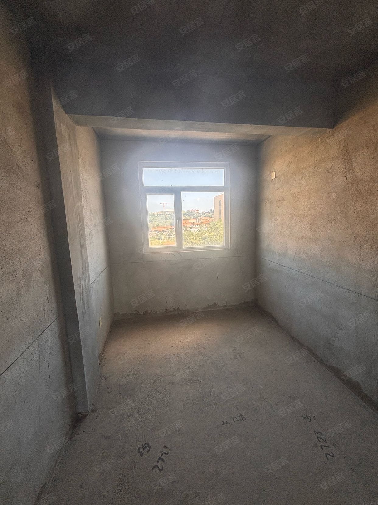 电业路东市场1号商住宅楼3室2厅1卫95.4㎡南21.5万