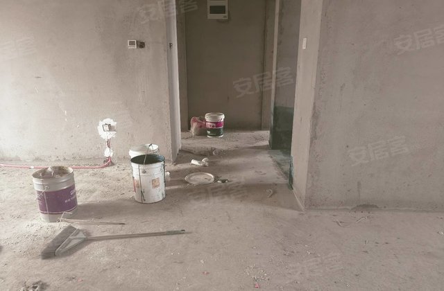 帝纱富仕城3室2厅135㎡65万二手房图片