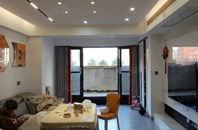 学苑小区3室2厅120㎡56.8万二手房图片