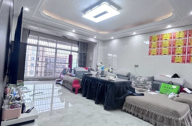 艺芳新城和苑4室2厅142㎡59.8万二手房图片