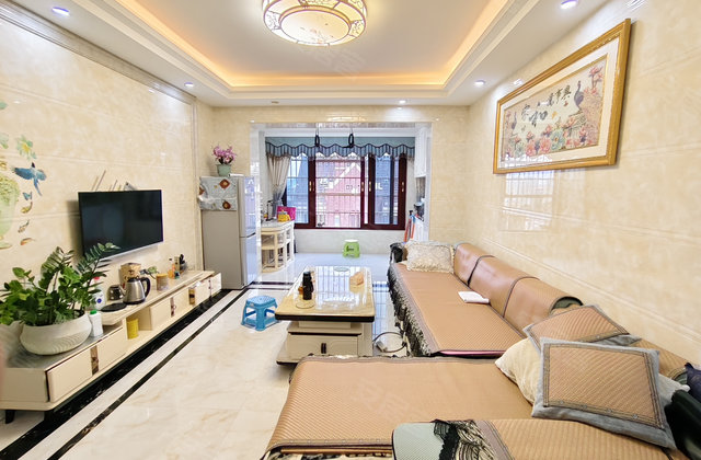 伊丽莎白庄园3室1厅85㎡67万二手房图片