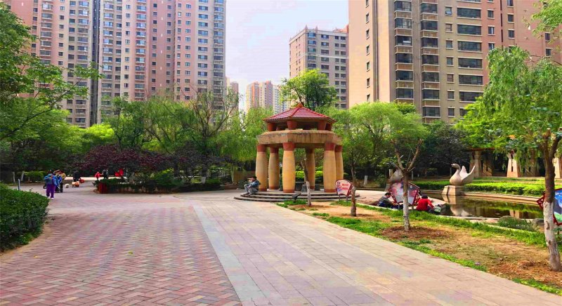 南益名泉春晓东区,堤口路48号