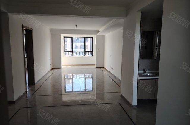 石油海蓝城A区3室2厅135㎡107万二手房图片