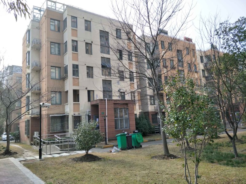 世博家园十一街坊 