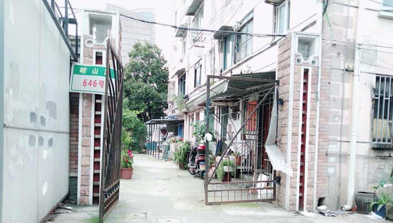 崂山路646号小区 