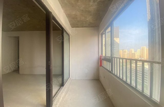 中南珑禧台4室2厅143㎡215万二手房图片