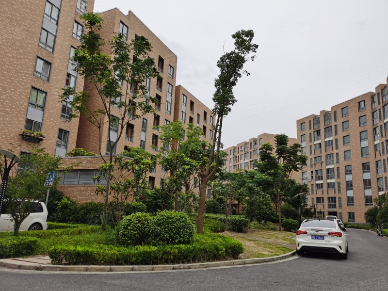 佘北家园茸达苑