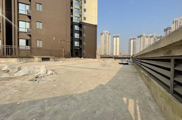 巴国欣城3室2厅120㎡48.8万二手房图片