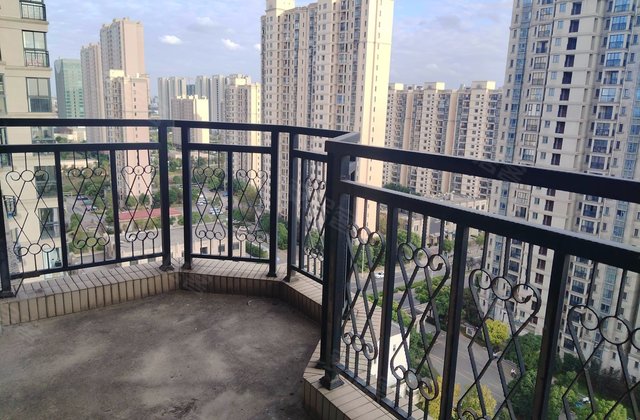 合生杭州湾国际新城(一期)3室2厅141.1㎡44.5万二手房图片