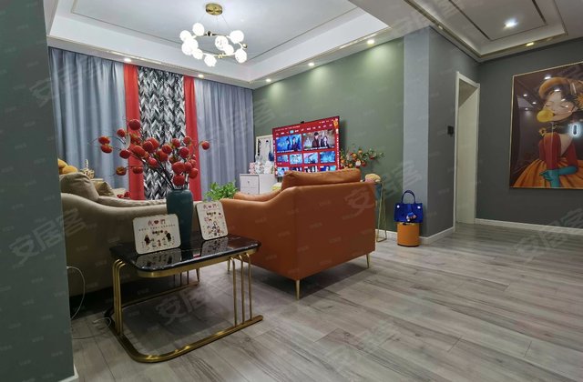 多凌景苑6室2厅221.27㎡180万二手房图片