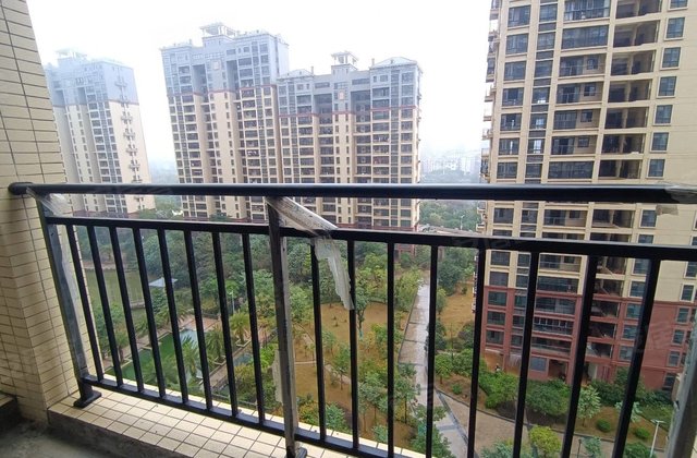雍景香江2室2厅85㎡37万二手房图片