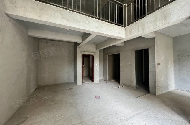 金座呈景4室2厅120㎡105万二手房图片